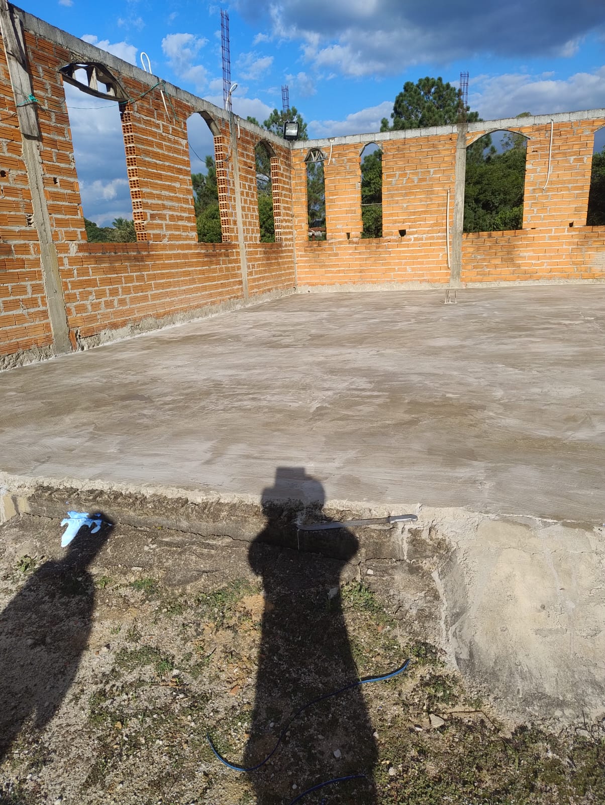 Progresso da construção da Igreja Santa Teresinha - Estrutura em desenvolvimento